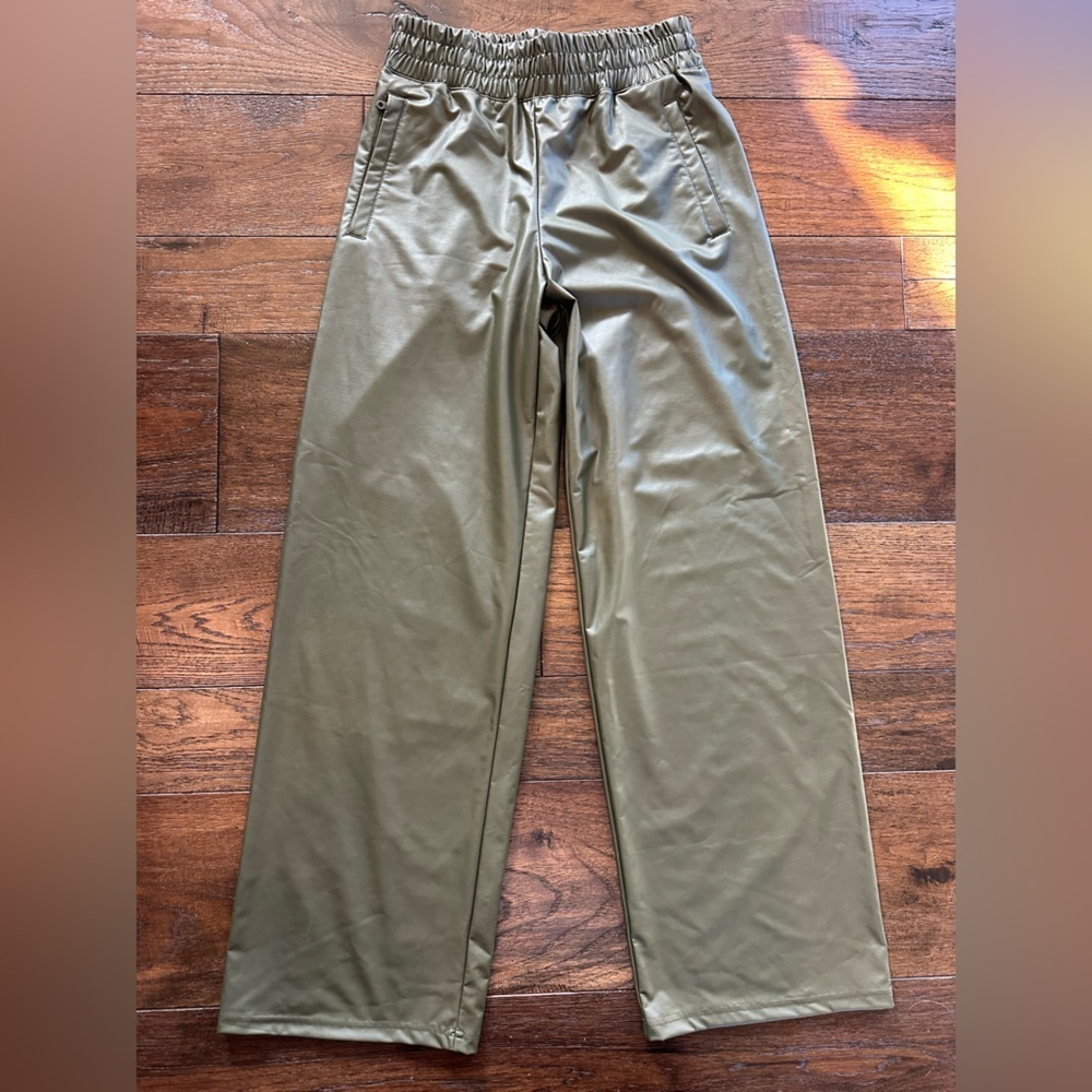 Aerie Offline Luxe Olive Green Pants - size XS